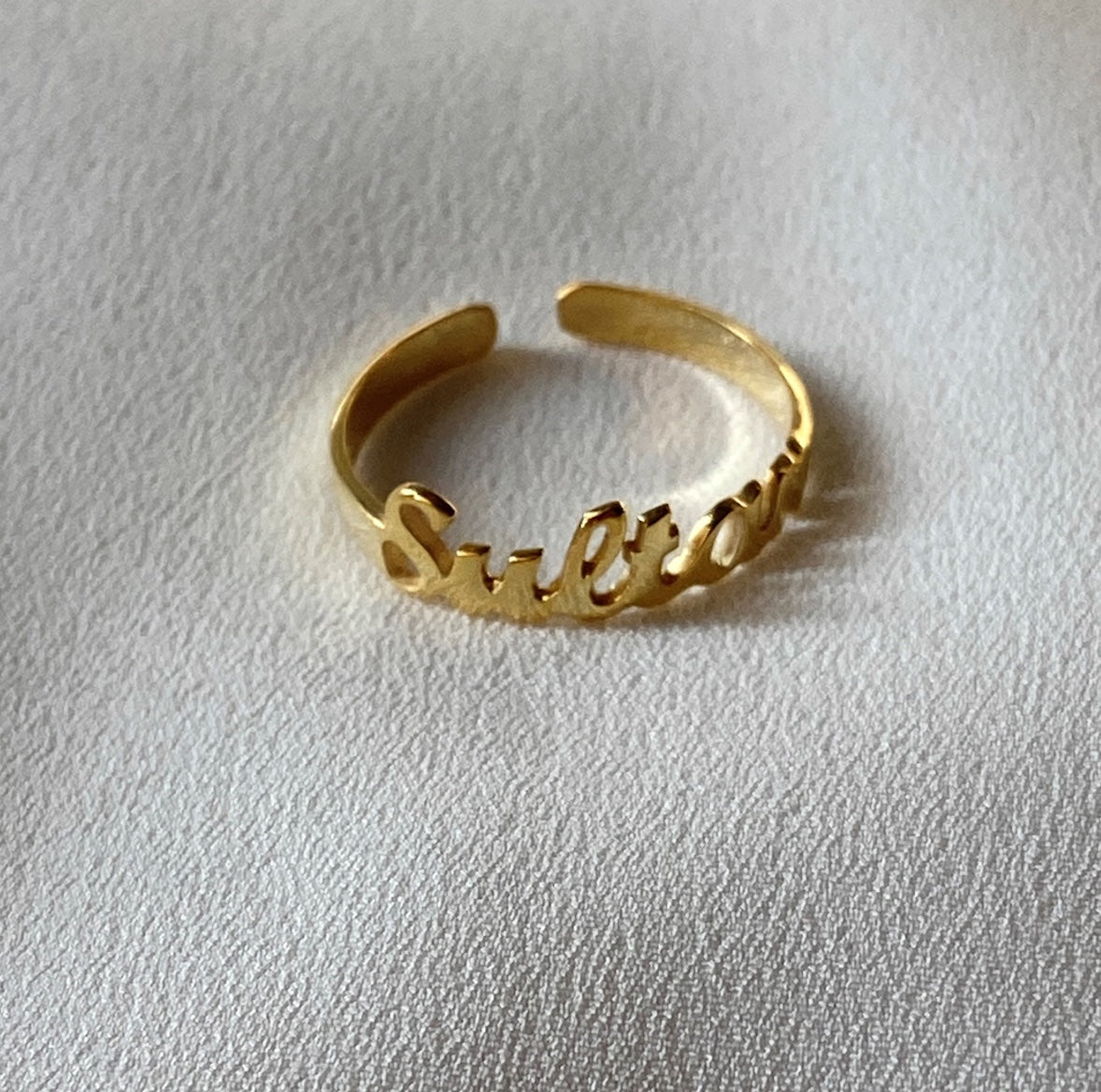 İsimli Ayarlanabilir Yüzük