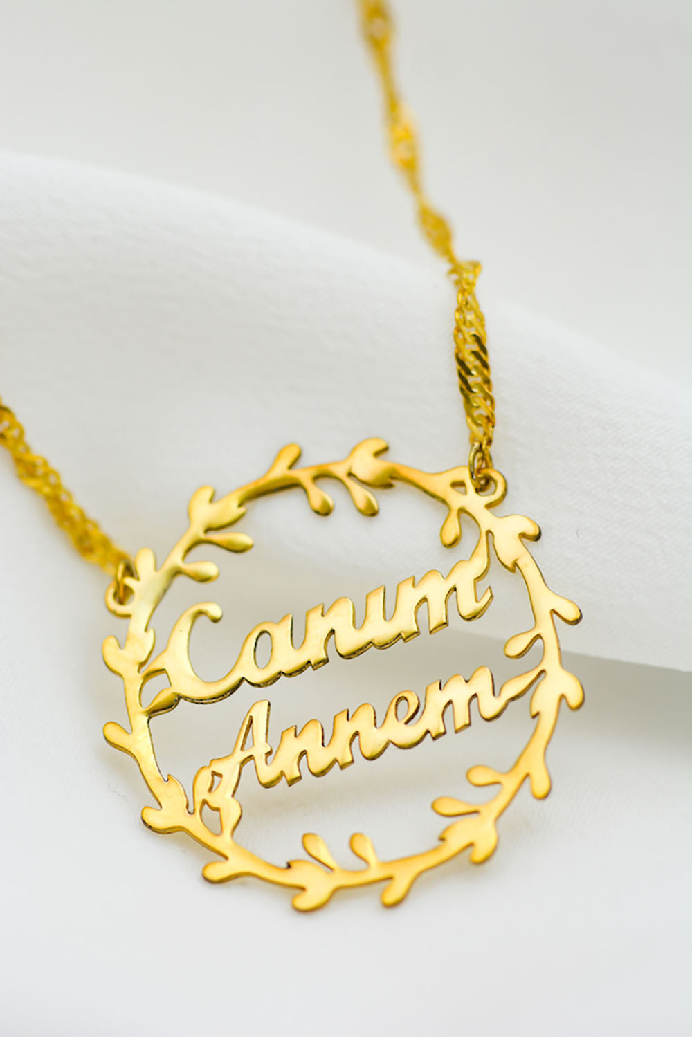 Taç Kolye 2 - Burgu Zincirli