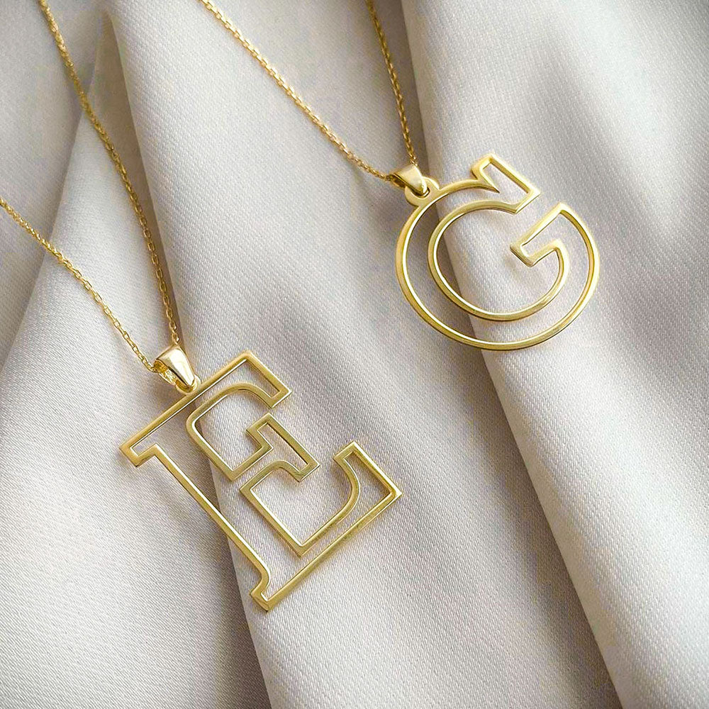 Harf Çerçeveli Kolye - Forse Zincirli